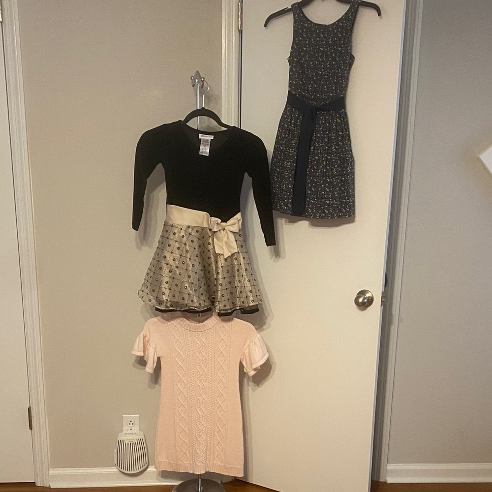 3 Items available separately! Size 6-7 Dress Bundle Mixed Brands